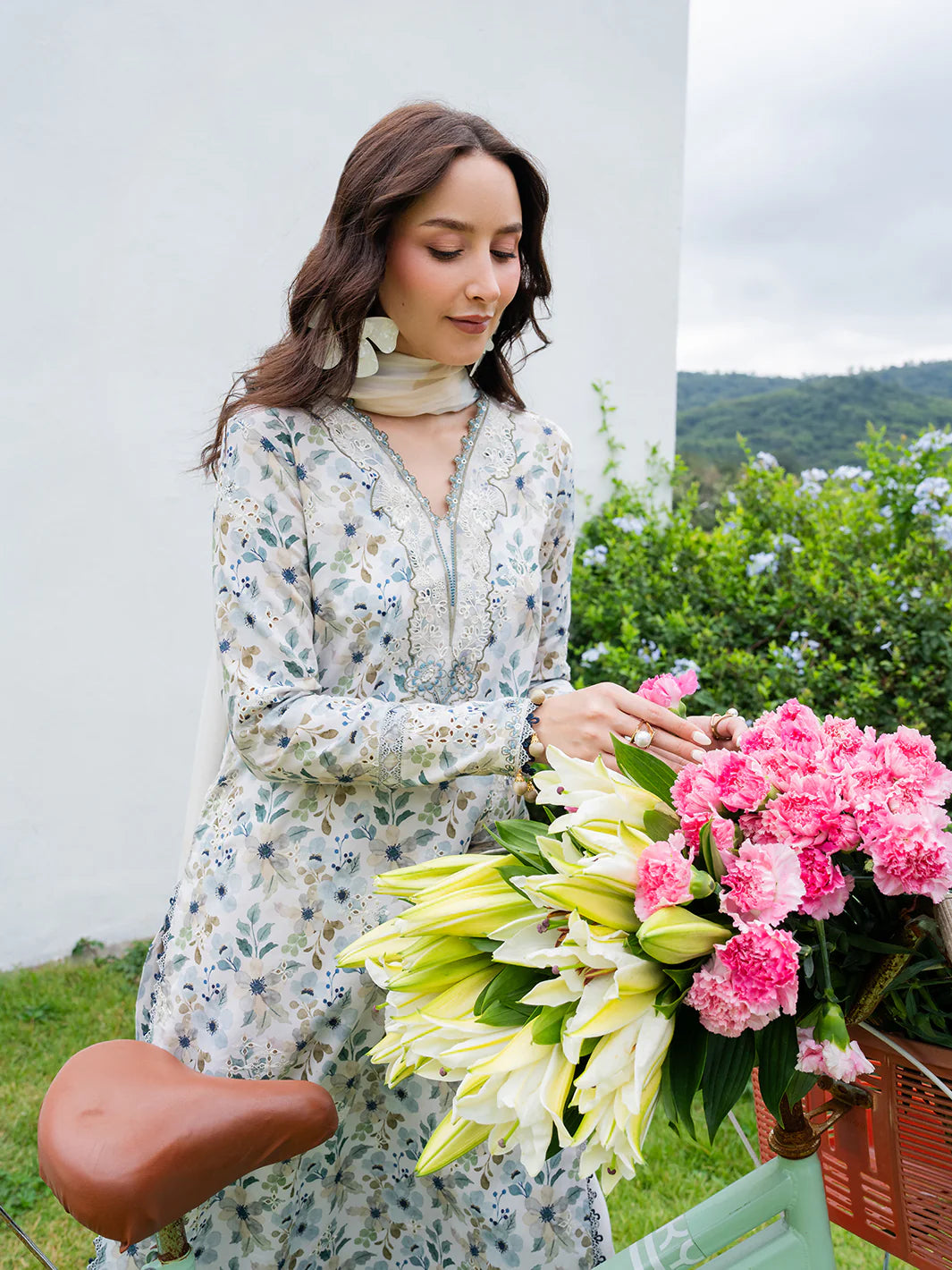 Izel – Iraa Chicken Kari Lawn 3-Piece Unstitched Suit