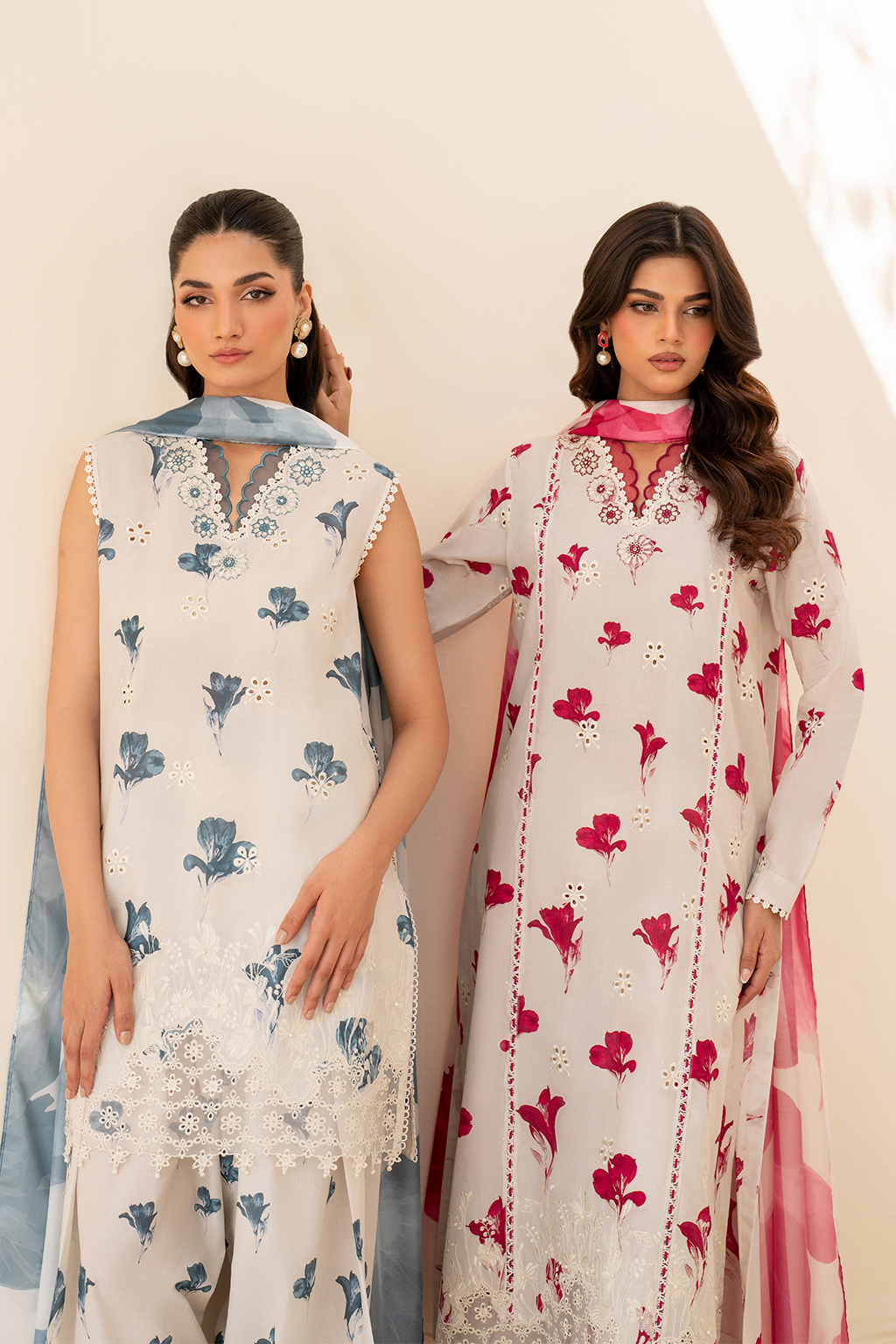 Iznik Chikenkari Embroidered Lawn 3Pcs Luxury Suit UE-443 Skin Red