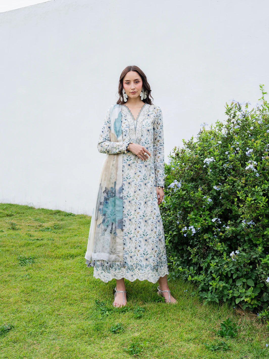 Izel – Iraa Chicken Kari Lawn 3-Piece Unstitched Suit